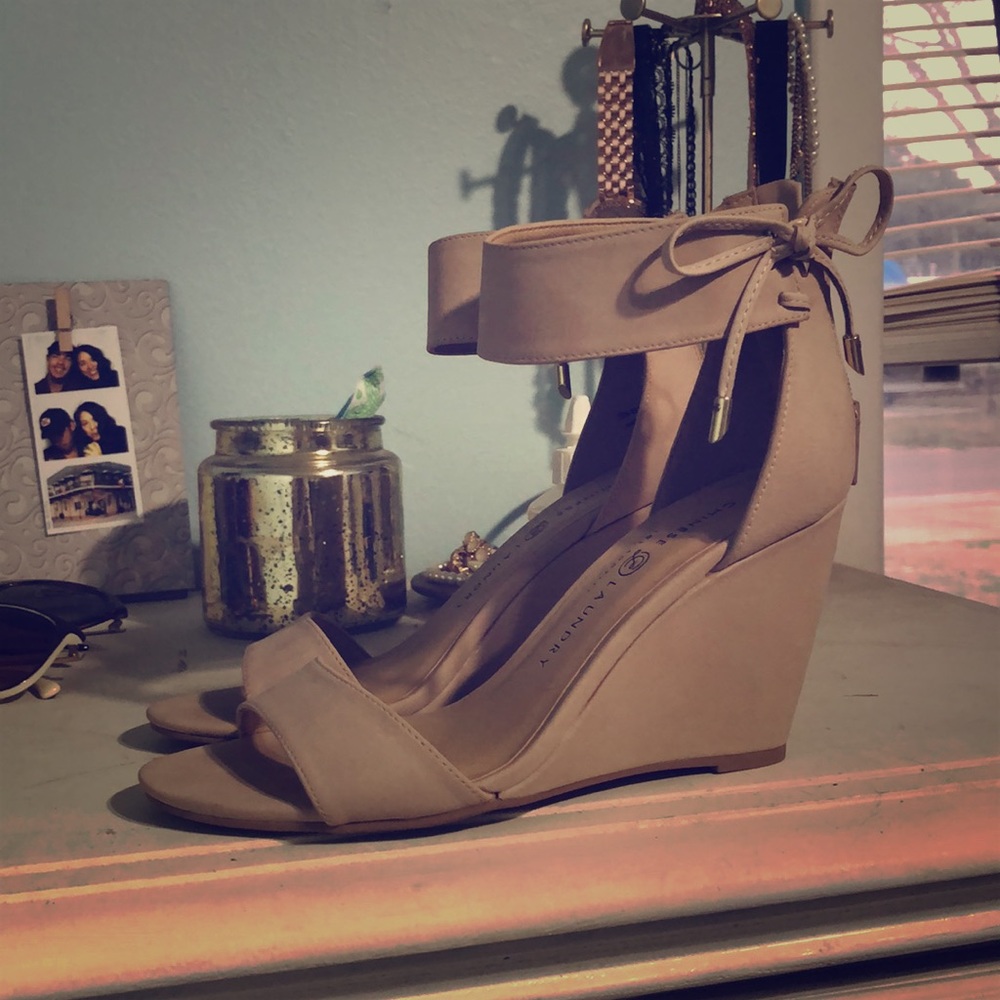 Nude heels